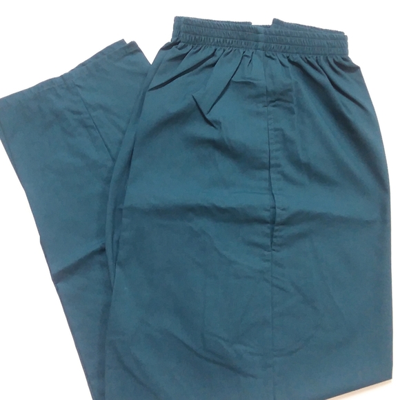 SCRUB SET/UNIFORM - Picture 5 of 6